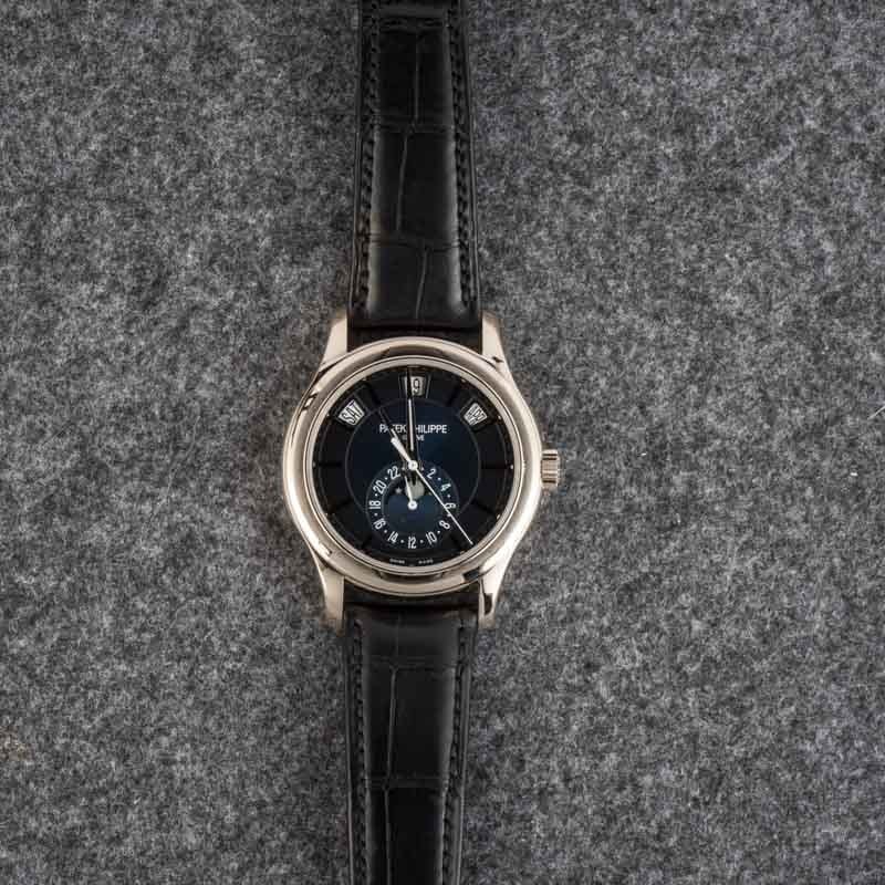 Patek Philippe Complications Annual Calendar 5205G White Gold - Image 3