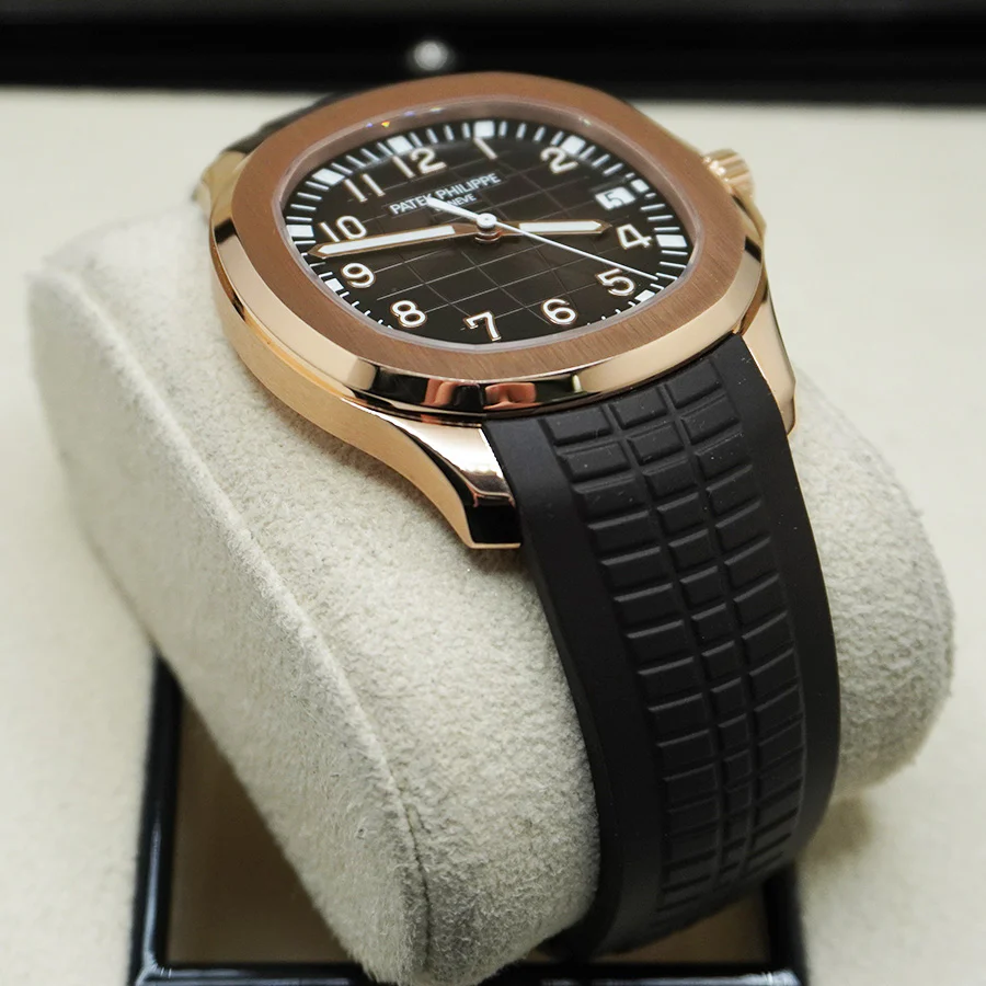 Patek Philippe Aquanaut 40mm 5167R Brown Dial - Image 4
