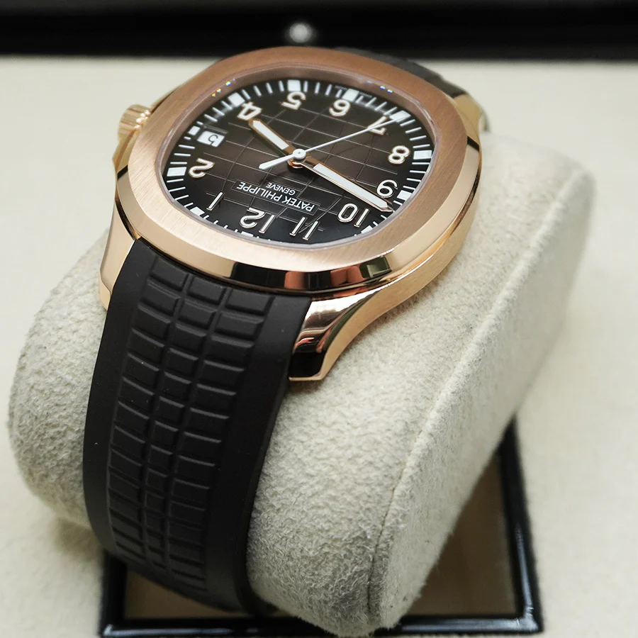 Patek Philippe Aquanaut 40mm 5167R Brown Dial - Image 3