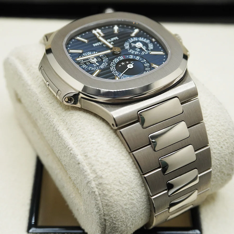 Patek Philippe Extra-Thin Nautilus Grand Complications Perpetual Calendar 40mm 5740/1G Blue Dial - Image 5