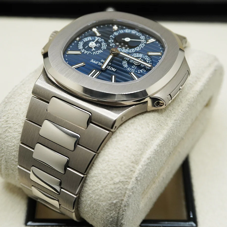 Patek Philippe Extra-Thin Nautilus Grand Complications Perpetual Calendar 40mm 5740/1G Blue Dial - Image 4