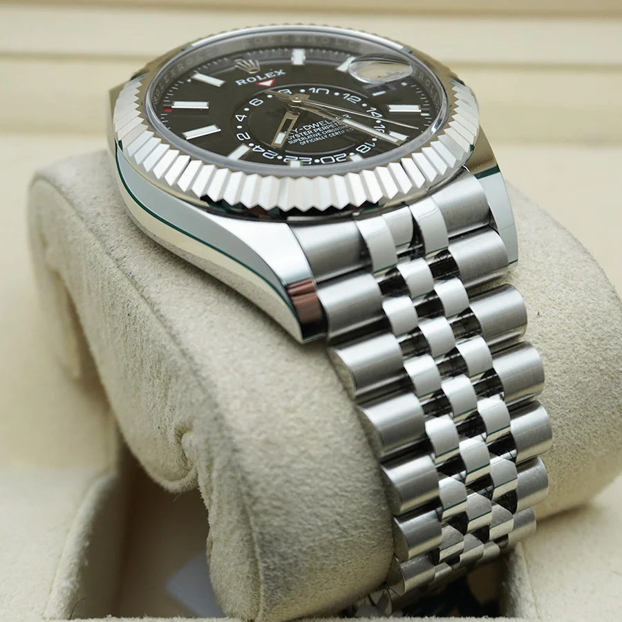 Rolex Sky-Dweller 42mm Stainless Steel 326934 Black Dial - Image 5