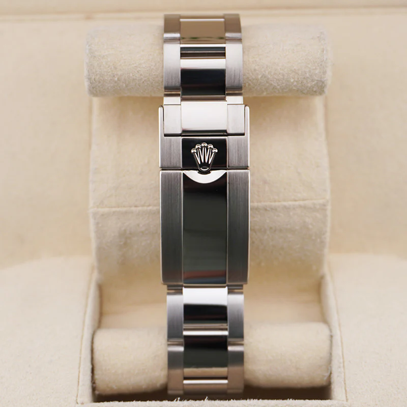 Rolex Daytona 40mm 116509 White Gold Blue Dial - Image 2